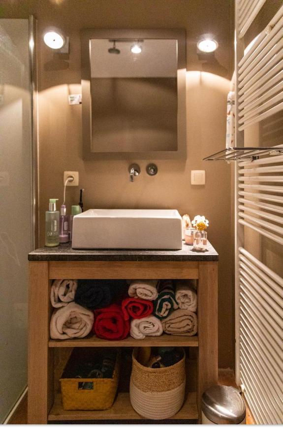 Ruim Appartement Met Prachtig Zicht Op A+ Locatie! 安特卫普 外观 照片